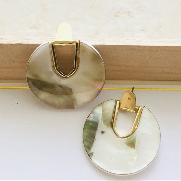 Shell Gold Open Circle Acetate Drop Earrings NWT - Picture 2 of 8